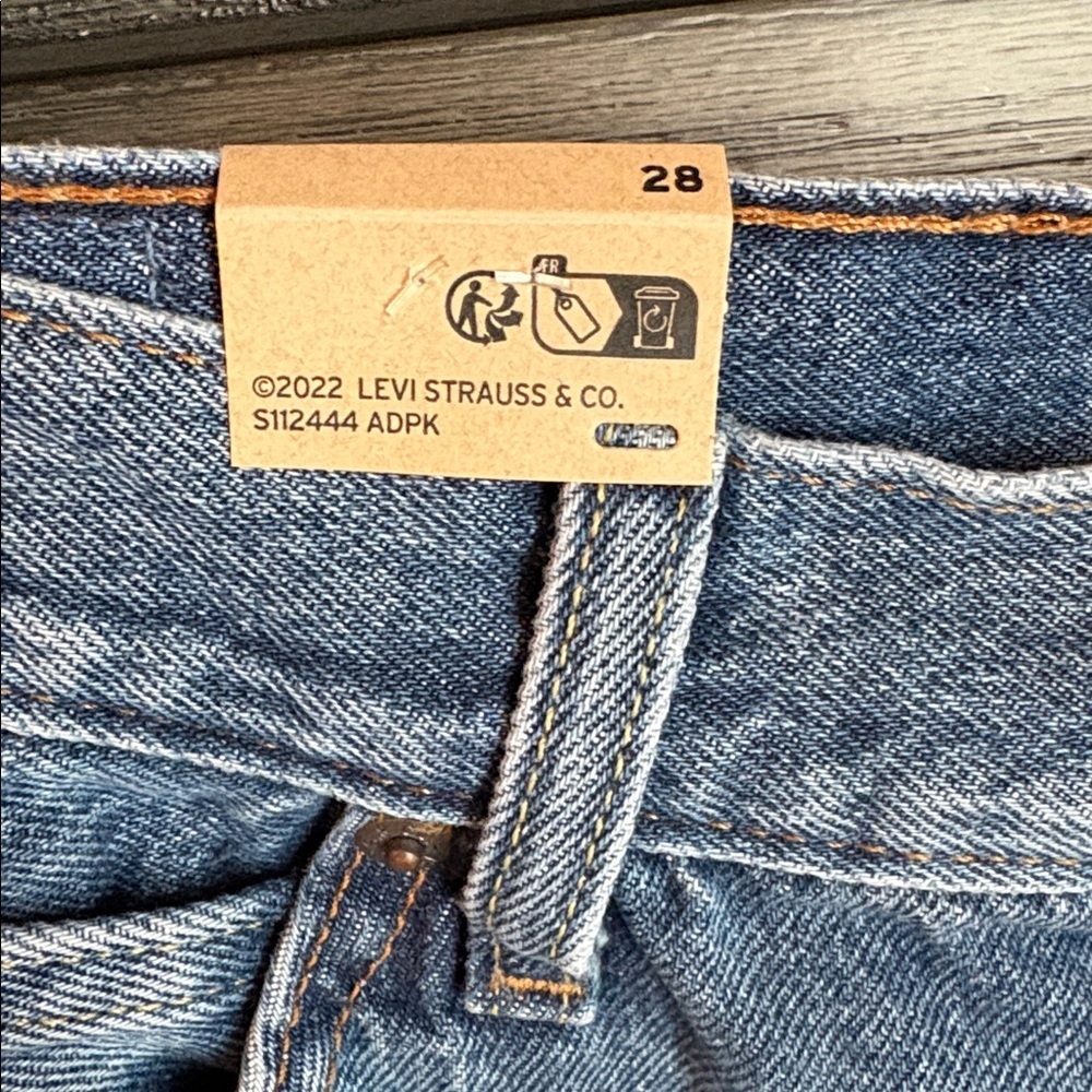 Levi's Classic Blue Denim Skirt - Picture 5 of 8